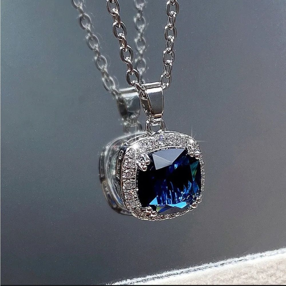 💙 Cushion Cut Blue Sapphire Cz Diamond Halo Necklace - Picture 2 of 14
